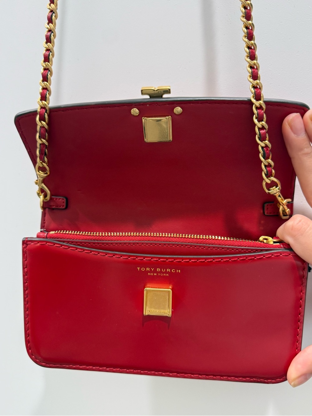Tory Burch Red Leather Chain Crossbody & Wristlet - Picture 5 of 8